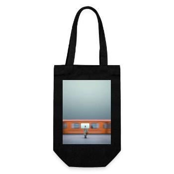 Woman in Trench Coat - Gift Bag for Bottles - black - Front