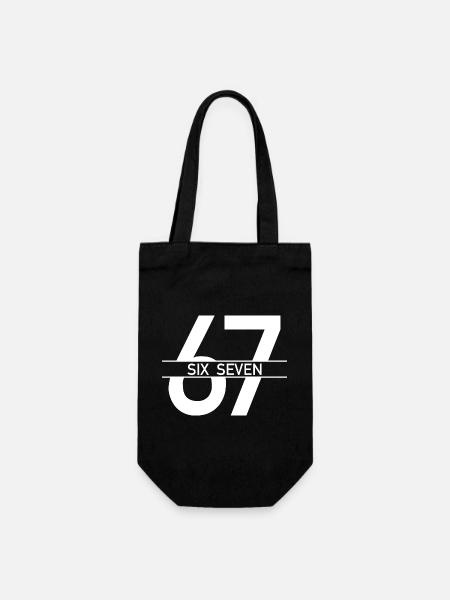 67 Six Seven Meme 6 7 clean - Geschenkbeutel für Flaschen - Schwarz