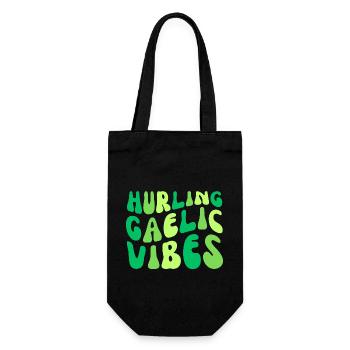 hurling gaelic vibes - Gift Bag for Bottles - black - Front