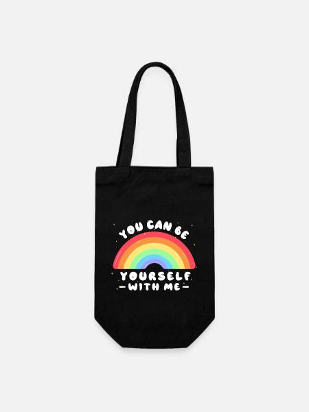 Mit mir kannst du du selbst sein - LGBTQ Ally - Pride - Geschenkbeutel für Flaschen - Schwarz