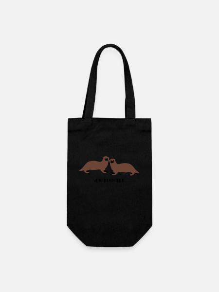 Nous avons besoin de chaque loutre - Sac à bouteille - noir