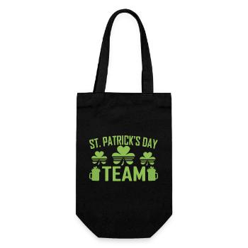 St. Patrick Team St. Patrick 2025 Patrick's Day - Geschenkbeutel für Flaschen - Schwarz - Vorne
