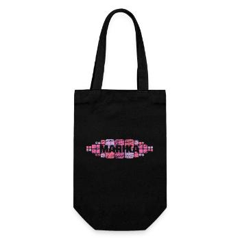 Marika als Mutti - Geschenkbeutel für Flaschen - Schwarz - Vorne