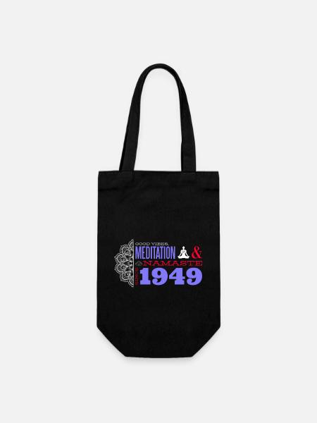 Spiritual Balance Since 1949 - 76 Years of Zen - Gift Bag for Bottles - black