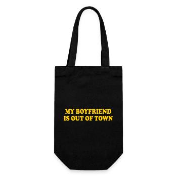 my boyfriend if out of town - Gift Bag for Bottles - black - Front