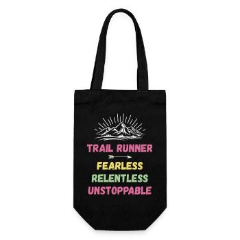Trail Runner - Furchtlos. Unerbittlich. Unaufhaltsam. - Geschenkbeutel für Flaschen - Schwarz - Vorne