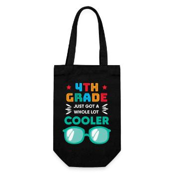 Die 4. Klasse ist gerade sehr viel cooler geworden - Geschenkbeutel für Flaschen - Schwarz - Vorne