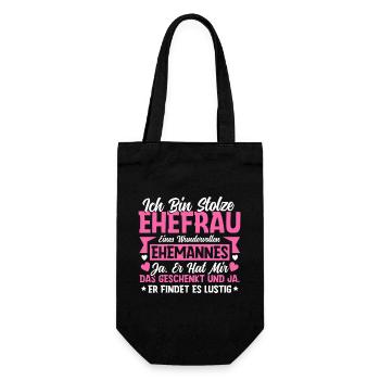 Stolze Ehefrau - Ironisches Valentinstag Geschenk - Geschenkbeutel für Flaschen - Schwarz - Vorne