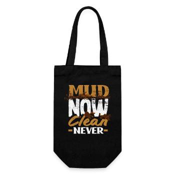 Girl on muddy obstacle course - Gift Bag for Bottles - black - Front