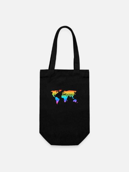 Teach love, not hate. Love is love. - Geschenkbeutel für Flaschen - Schwarz