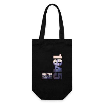 1945. Limited Edition T-Shirt Birthday Idea - Gift Bag for Bottles - black - Front