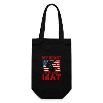 My heart is on that Mat Judo - Gift Bag for Bottles - black - Front