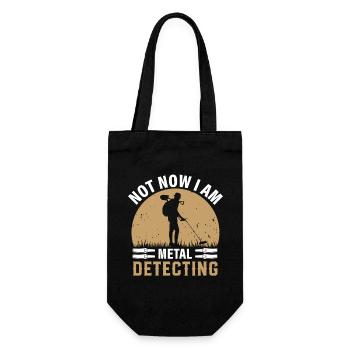 not now i am metal detecting - Gift Bag for Bottles - black - Front