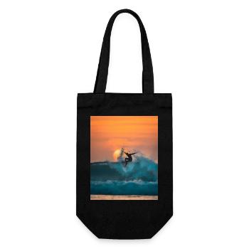 surfer riding on waves - Geschenkbeutel für Flaschen - Schwarz - Vorne