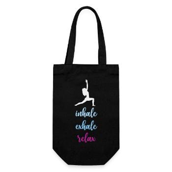 Yoga - Einatmen. Ausatmen. Entspannen. - Geschenkbeutel für Flaschen - Schwarz - Vorne