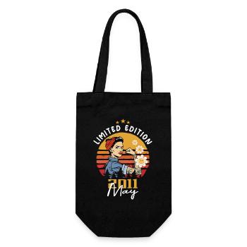 Legendary since May 2011 - May 2011 Birthday 2011 - Gift Bag for Bottles - black - Front