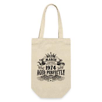 1974 | March Aged Perfectly 1974 birthday gift - Sac à bouteille - nature - Devant
