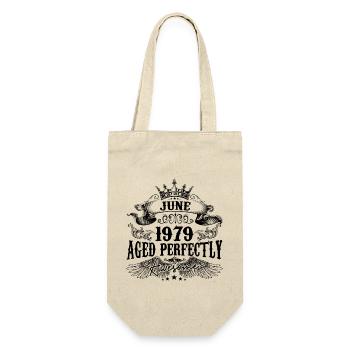1979 | June Aged Perfectly 1979 birthday gift - Gift Bag for Bottles - nature - Front