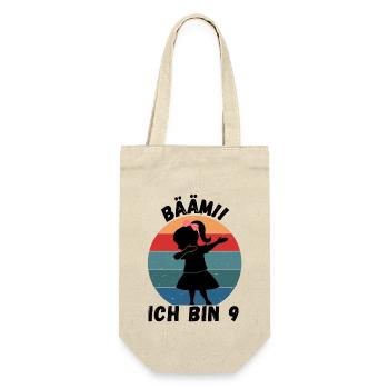 9. Geburtstag - BÄÄM, Mädchen mit DAB Tanz - Geschenkbeutel für Flaschen - Natur - Vorne