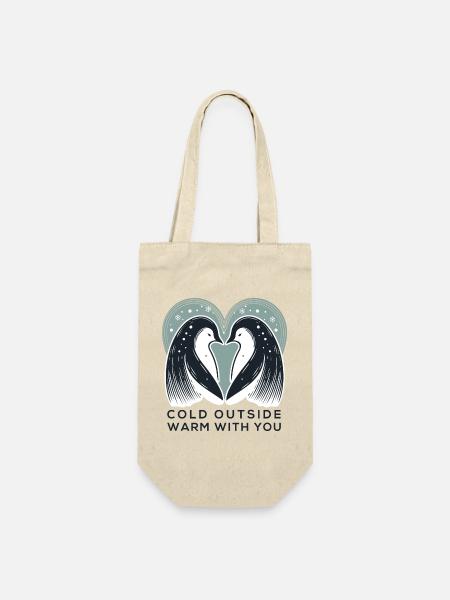 Cold Outside, Warm With You - Verliebte Pinguine - Geschenkbeutel für Flaschen - Natur