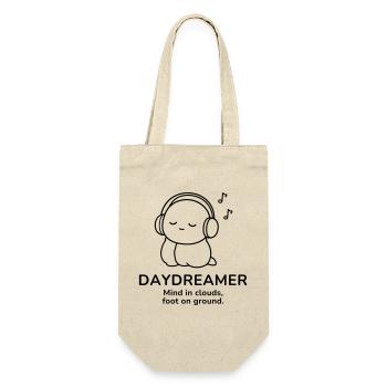 Day Dreamer – Mind in Clouds | Cozy Music Mood - Geschenkbeutel für Flaschen - Natur - Vorne