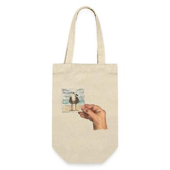 Hand mit Foto einer Möwe - Geschenkbeutel für Flaschen - Natur - Vorne