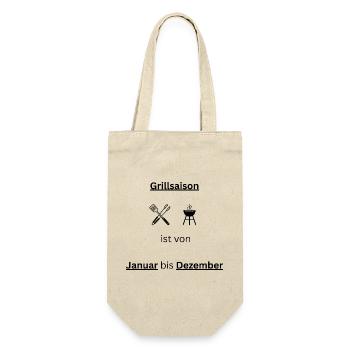 Grillsaison Januar bis Dezember Grillen T-Shirt - Geschenkbeutel für Flaschen - Natur - Vorne