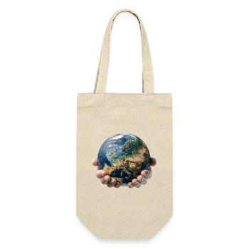 Earth in Hands: Global Responsibility - Gift Bag for Bottles - nature - Front