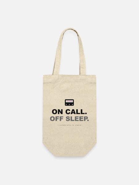 On Call. Off Sleep. - Geschenkbeutel für Flaschen - Natur