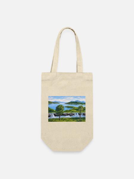 Flusslandschaft mit Wasserfall - Geschenkbeutel für Flaschen - Natur