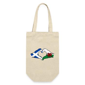 Scotland Wales Flag Hands Heart Shape - Gift Bag for Bottles - nature - Front