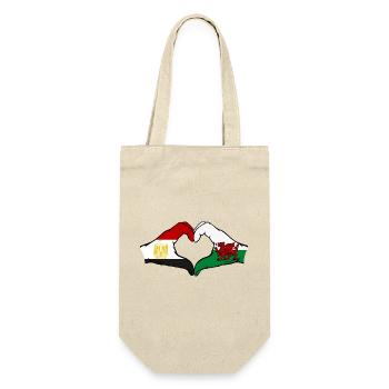 Egypt Wales Flag Hands Heart Shape - Gift Bag for Bottles - nature - Front