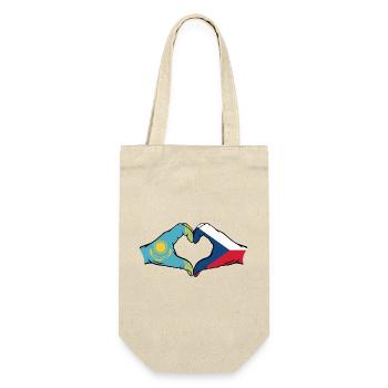 Kazakhstan République tchèque Drapeau Mains Coeur Forme - Sac à bouteille - nature - Devant