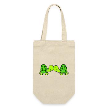 2 friends turtle love couple kissing cuddling - Gift Bag for Bottles - nature - Front