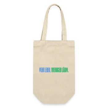 Mehr Leben. Weniger Lärm. Lustiges T-Shirt - Geschenkbeutel für Flaschen - Natur - Vorne