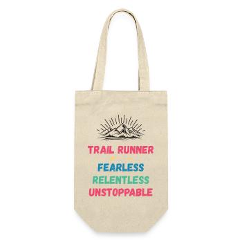 Coureur de trail - Intrépide. Implacable. Imparable. - Sac à bouteille - nature - Devant