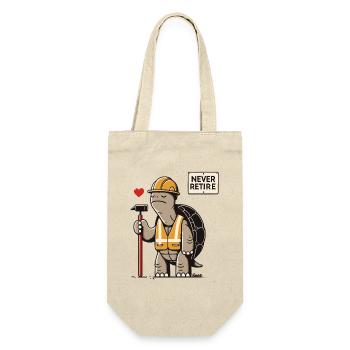 Never Retire – Construction Worker Turtle - Gift Bag for Bottles - nature - Front