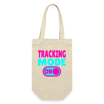 Tracking Mode ON – Adventure in Search of Traces - Gift Bag for Bottles - nature - Front