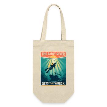 Early diver finds wreck | Diving - Gift Bag for Bottles - nature - Front