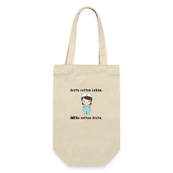 Lustiges MFA Spruchshirt – MFAs retten Ärzte - Geschenkbeutel für Flaschen - Natur - Vorne
