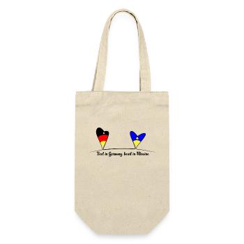 Feet in Germany, heart in Ukraine - Geschenkbeutel für Flaschen - Natur - Vorne