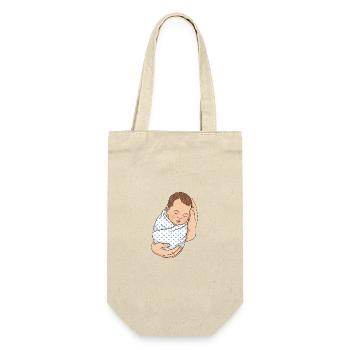 Neugeborenes Baby in Händen | Liebe & Schutz - Geschenkbeutel für Flaschen - Natur - Vorne