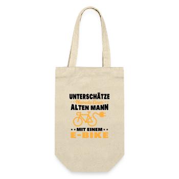 Einen alten Mann mit einem E-Bike - Geschenkbeutel für Flaschen - Natur - Vorne