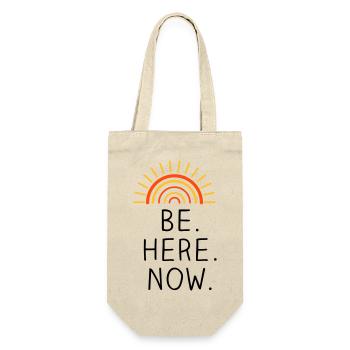 Be Here Now dreifarbig - Geschenkbeutel für Flaschen - Natur - Vorne