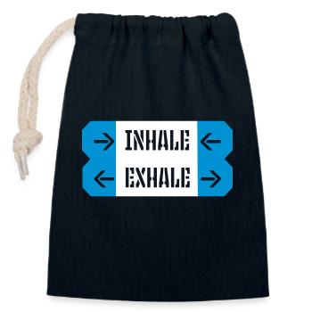 Inspirez expirez Yoga citation - Sac cadeau en coton avec cordon (14 x 20 cm) - bleu marine - Devant