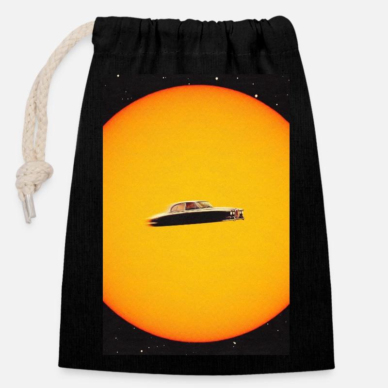 Space Chase - Closable cotton gift bag (14x20cm) - black
