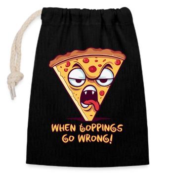 When toppings go wrong: Disgusting slice of pizza - Closable cotton gift bag (14x20cm) - black - Front