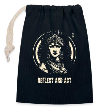 Reflect and act, indigenous woman - Closable cotton gift bag (14x20cm) - navy - Front