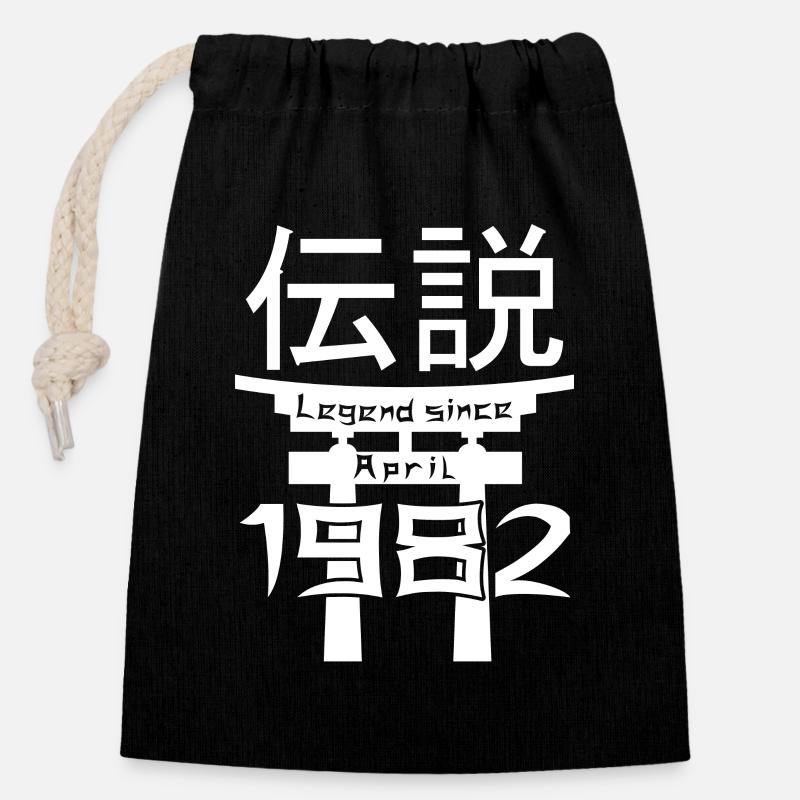 Legend since April 1982 Birthday Gift - Closable cotton gift bag (14x20cm) - black