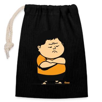 Garçon têtu avec les bras croisés et la moue - Sac cadeau en coton avec cordon (14 x 20 cm) - noir - Devant